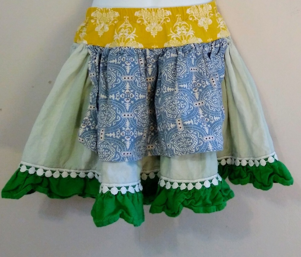 Persnickety Size 6 Garden Party Apron Skirt